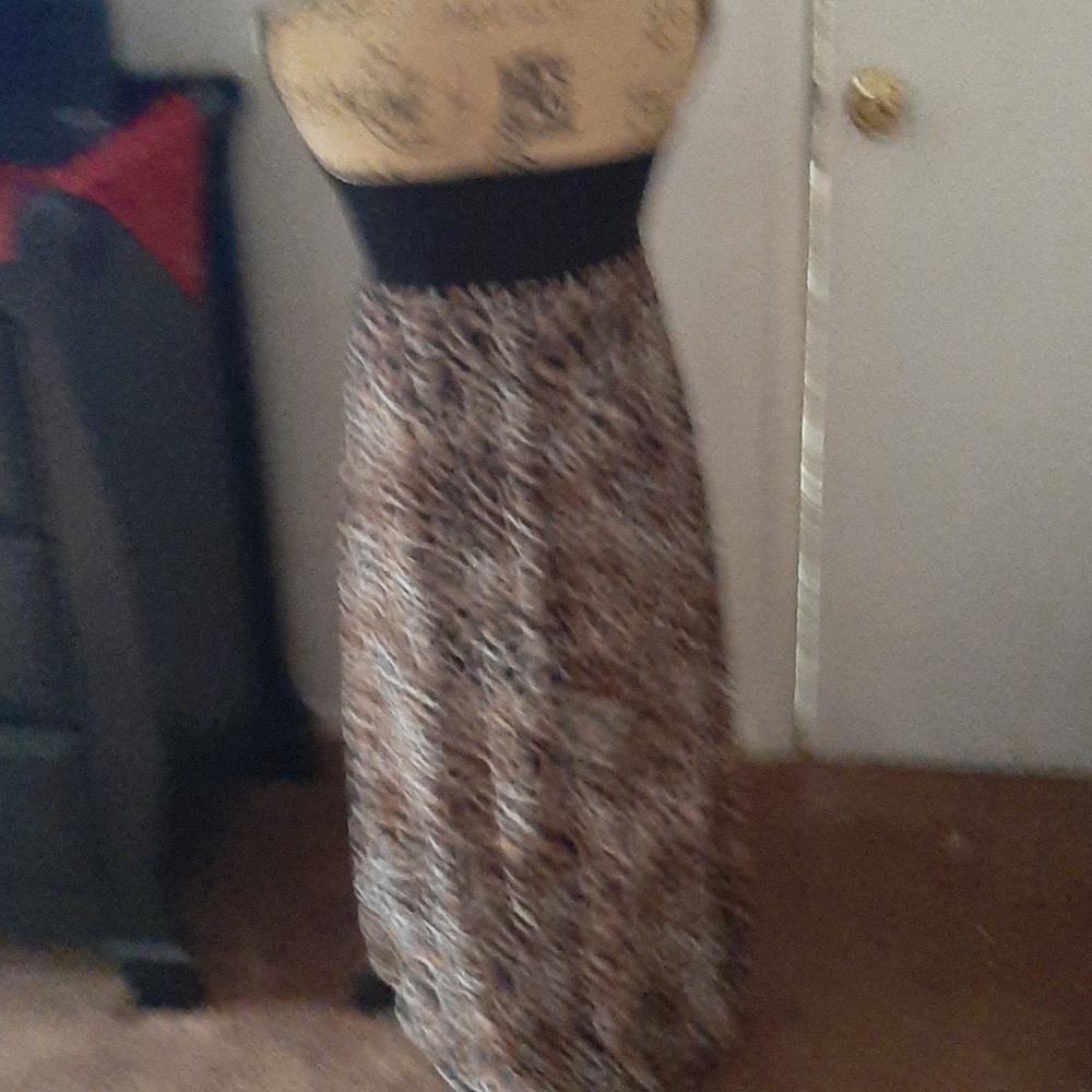 Dress - Picture 3 of 4